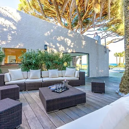 Incroyable Villa, Bord De Mer, Piscine, Climatisee *