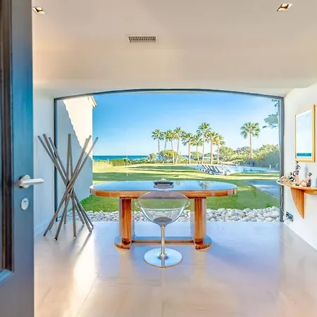 Hotel Incroyable Villa, Bord De Mer, Piscine, Climatisee *