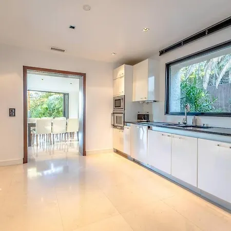 فندق Incroyable Villa, Bord De Mer, Piscine, Climatisee *
