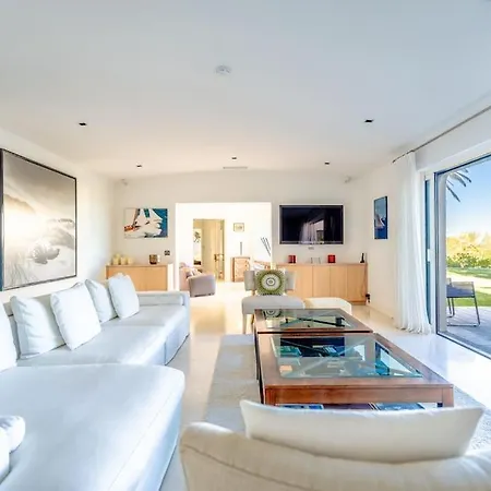 Incroyable Villa, Bord De Mer, Piscine, Climatisee *