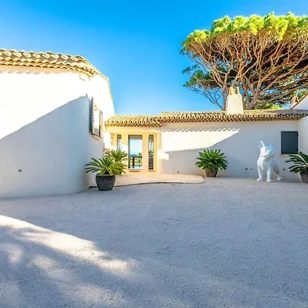 Incroyable Villa, Bord De Mer, Piscine, Climatisee